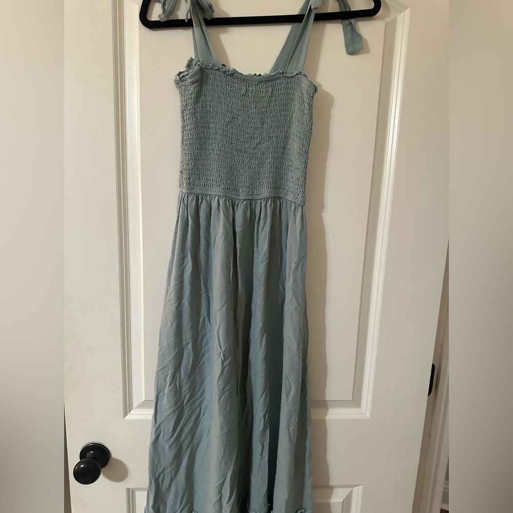 Light Blue Tie-sleeve Maxi Dress